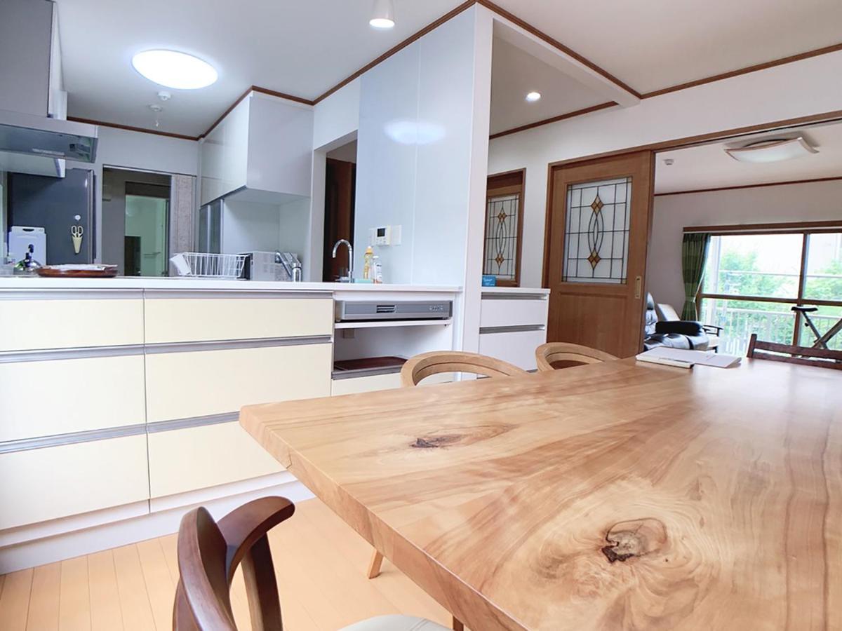 Itsukaichi First Villa Hiroshima Bagian luar foto